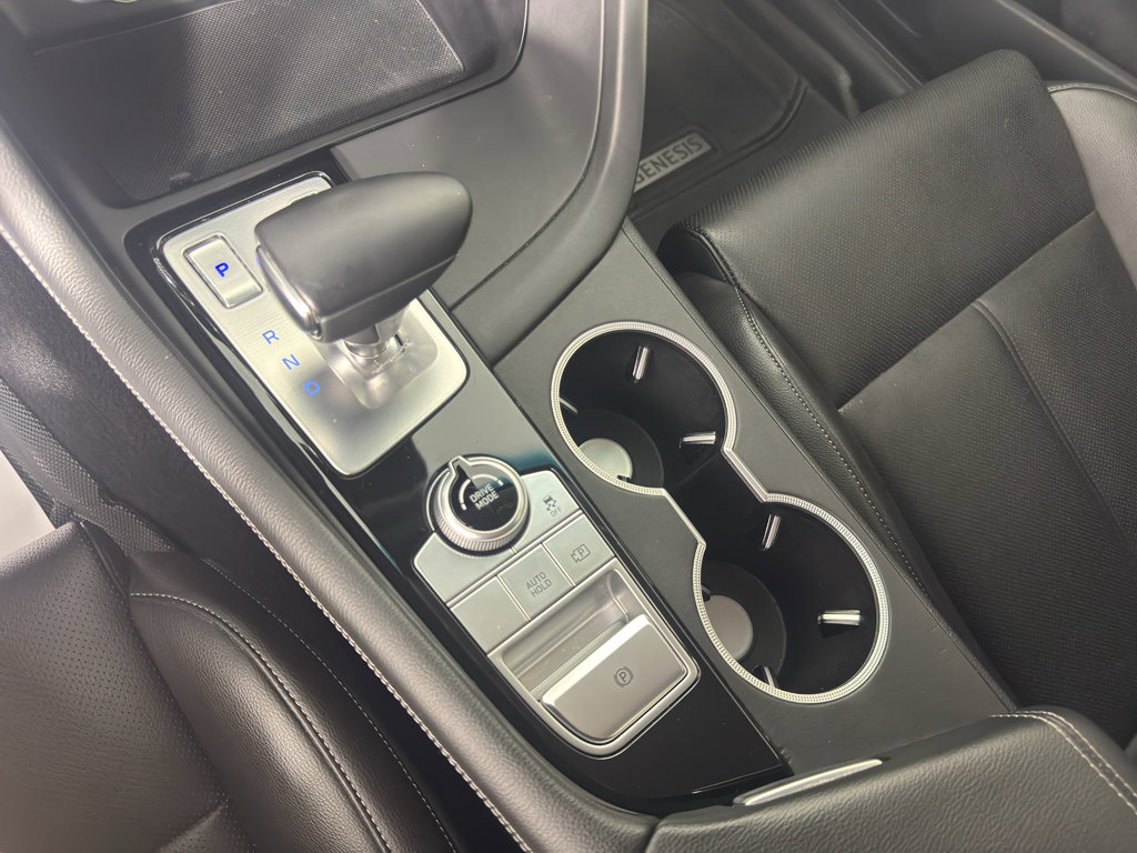 Used 2023 Genesis G70 2.0T RWD image 25