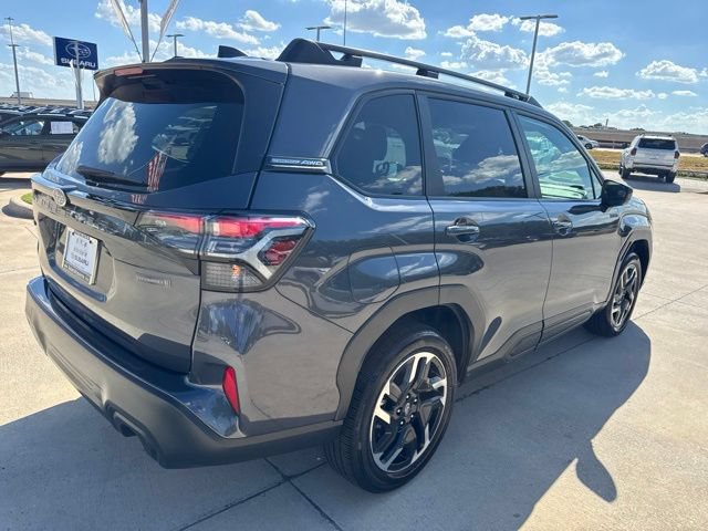 Used 2026 Subaru Forester Premium AWD/4WD image 3