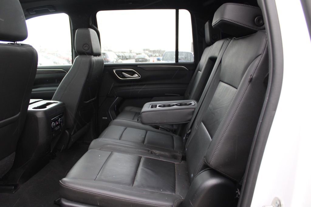 Used 2021 Chevrolet Suburban LT image 26