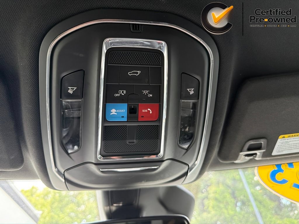 Used 2023 Jeep Grand Cherokee Altitude AWD/4WD image 78