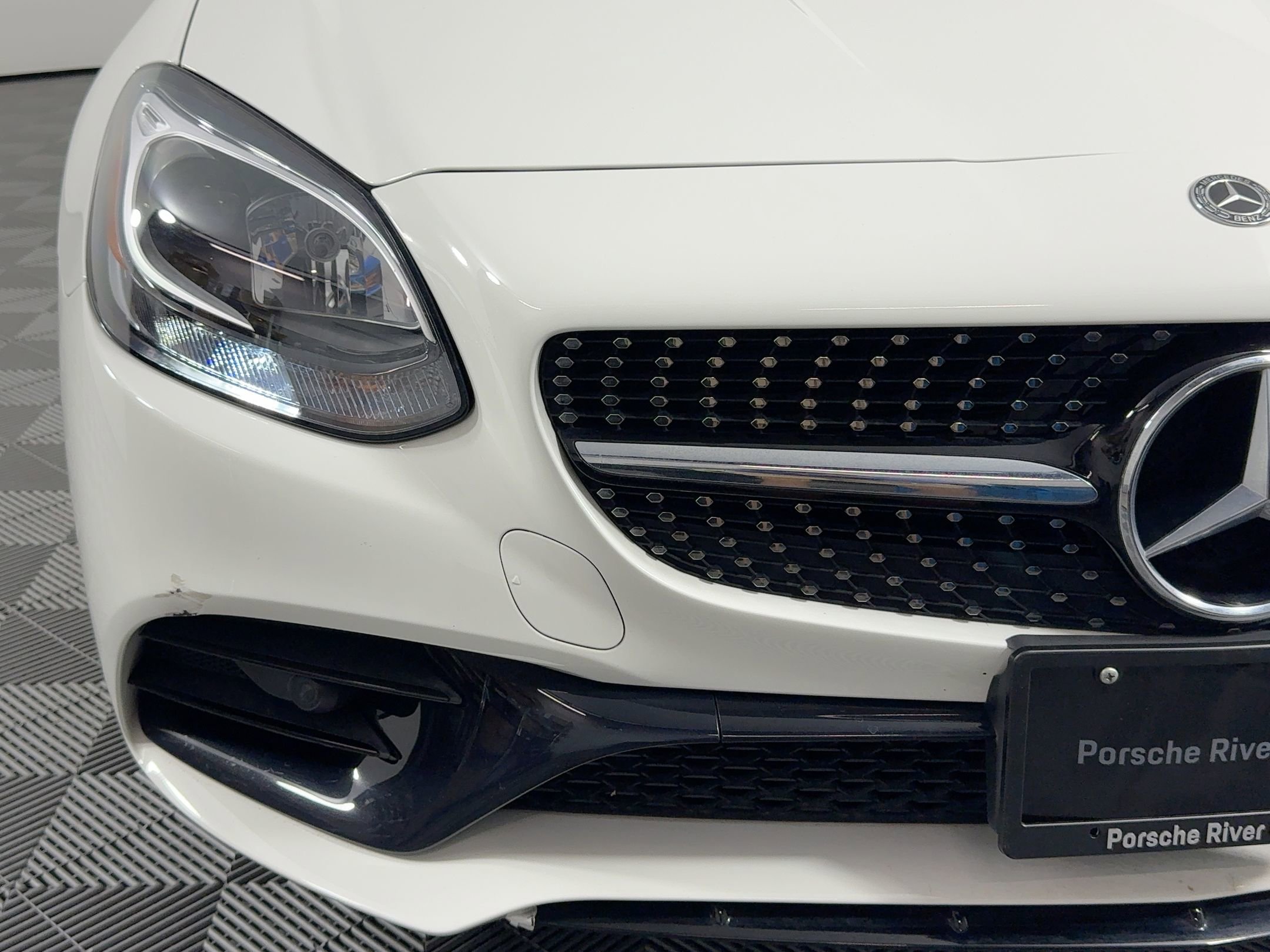 Used 2020 Mercedes-Benz SLC 300 image 10