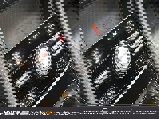 Used 2023 Jeep Grand Cherokee L Overland w/ Advanced Protech Group III image 22