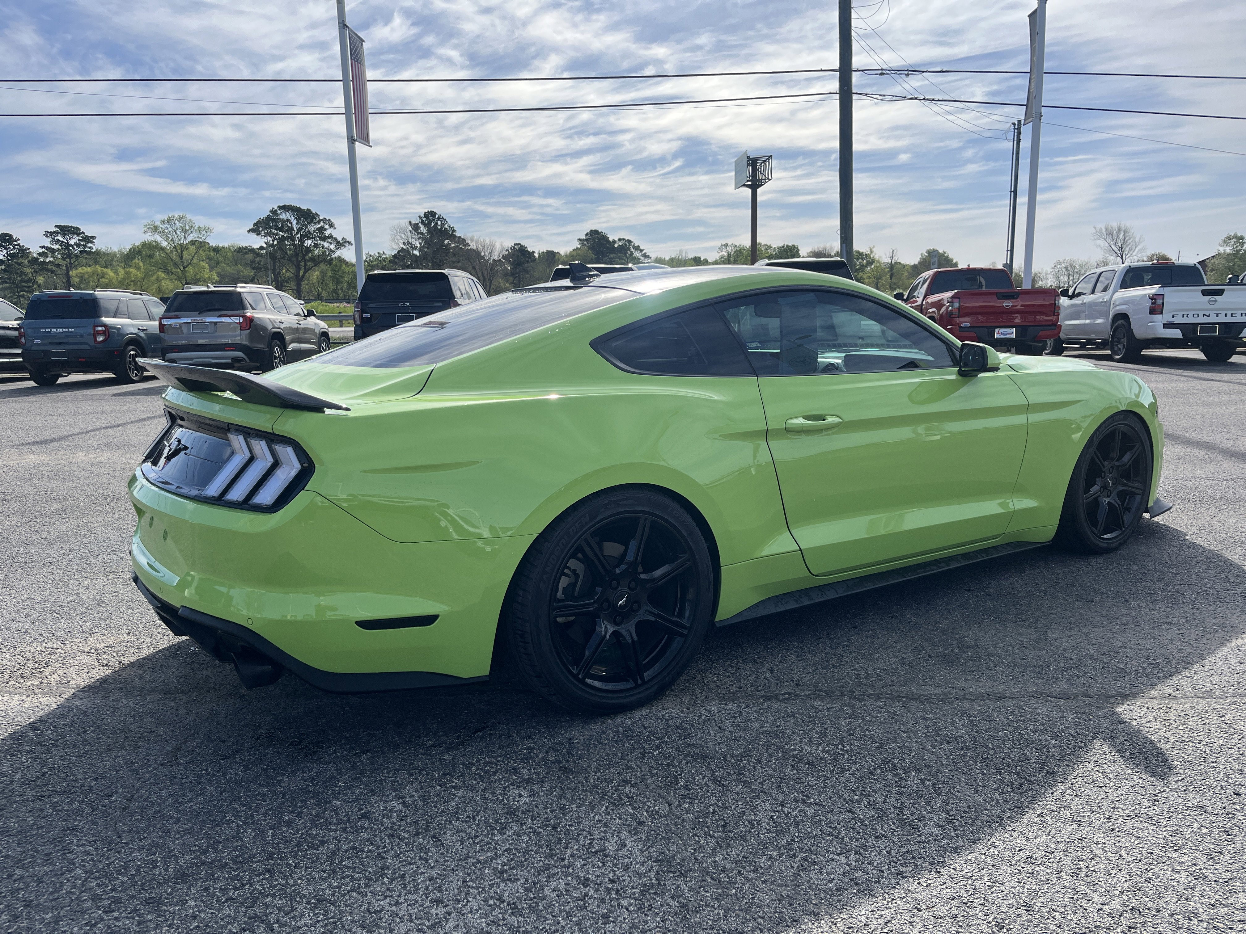 Used 2020 Ford Mustang EcoBoost w/ Equipment Group 101A image 2
