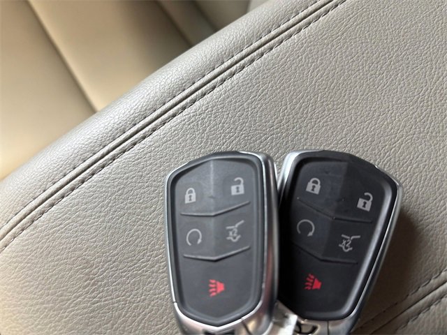 Certified 2023 Cadillac XT4 Luxury w/ Cold Weather Package image 20