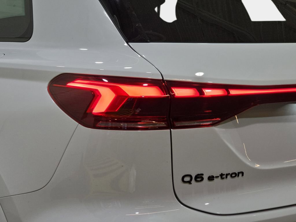 New 2027 Audi Q6 e-tron Premium Plus AWD/4WD image 33