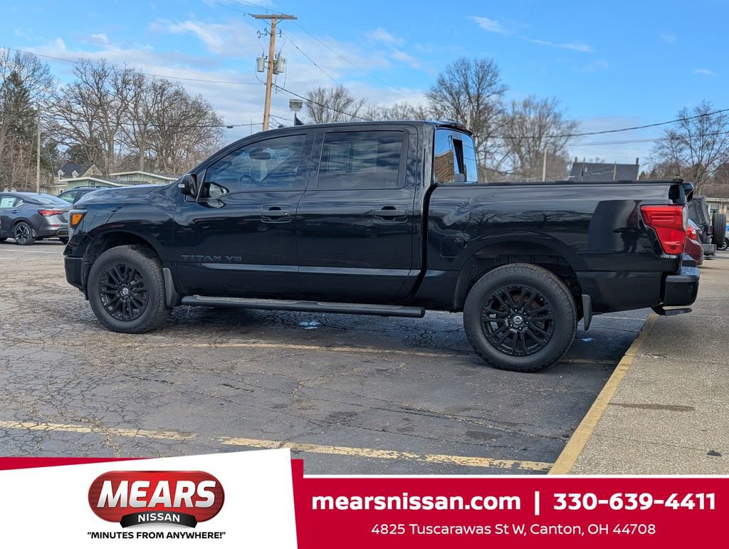 Used 2019 Nissan Titan SL w/ Midnight Edition image 12