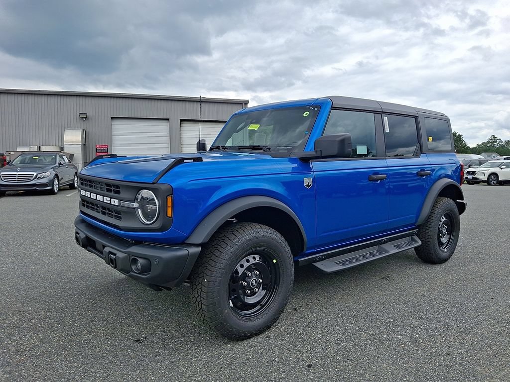 New 2026 Ford Bronco Big Bend w/ Black Diamond Package AWD/4WD image 2