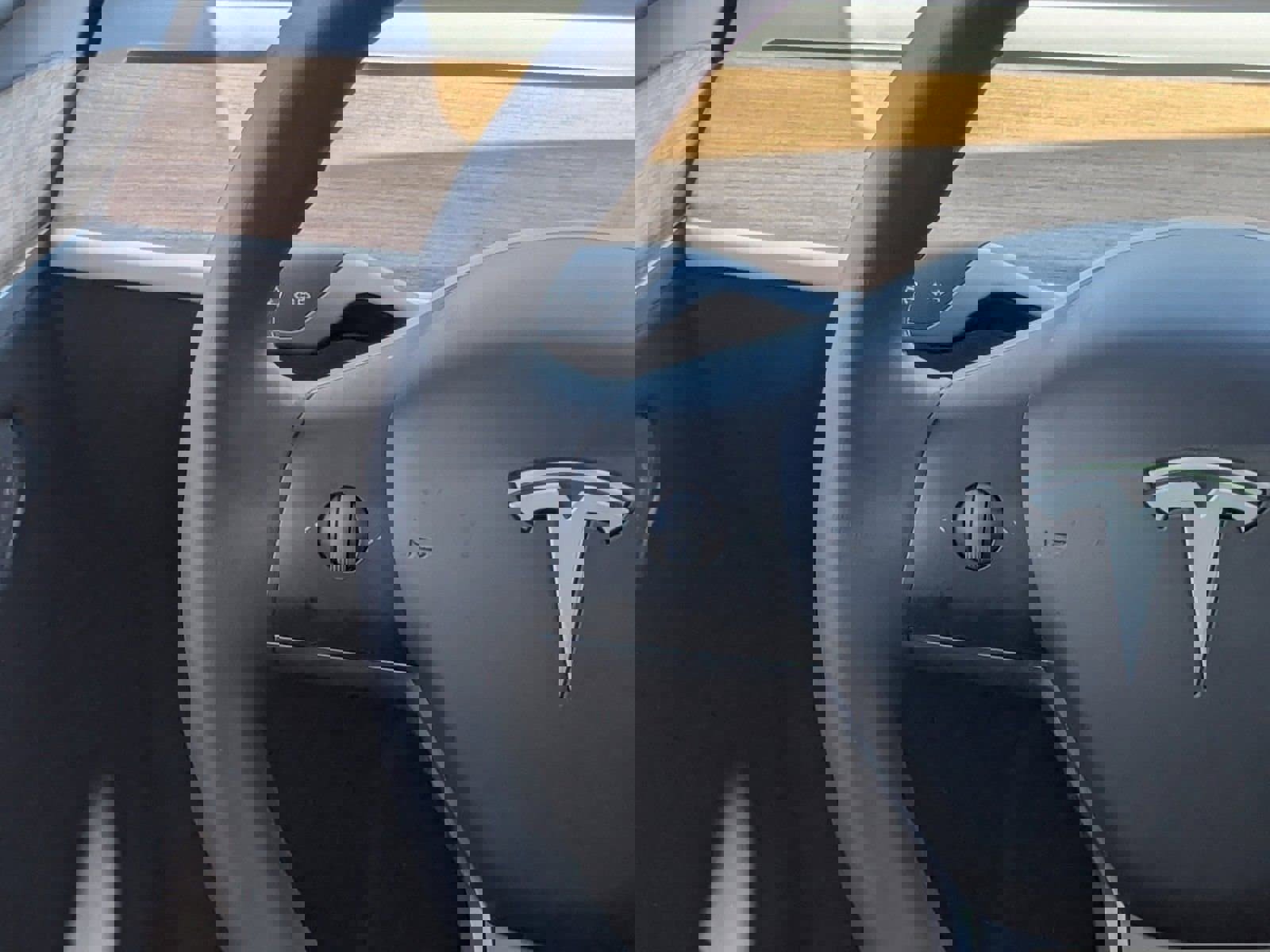 Used 2025 Tesla Model Y Long Range image 20