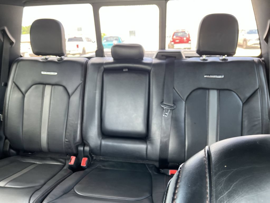 Used 2020 Ford F250 Platinum w/ FX4 Off-Road Package AWD/4WD image 23