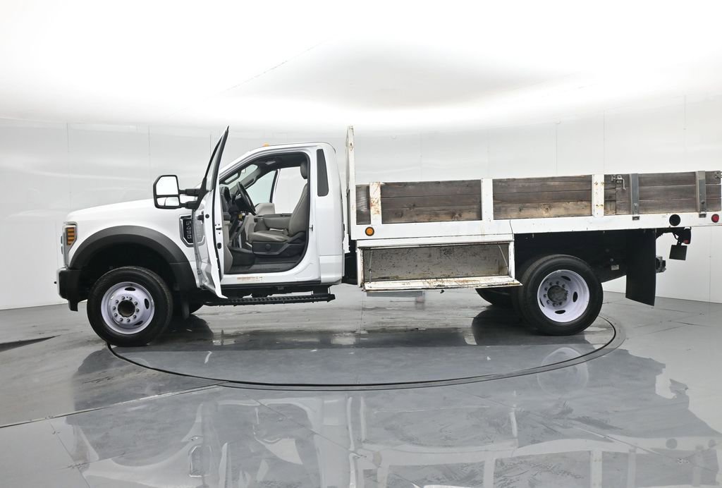 Used 2019 Ford F450 XL image 3