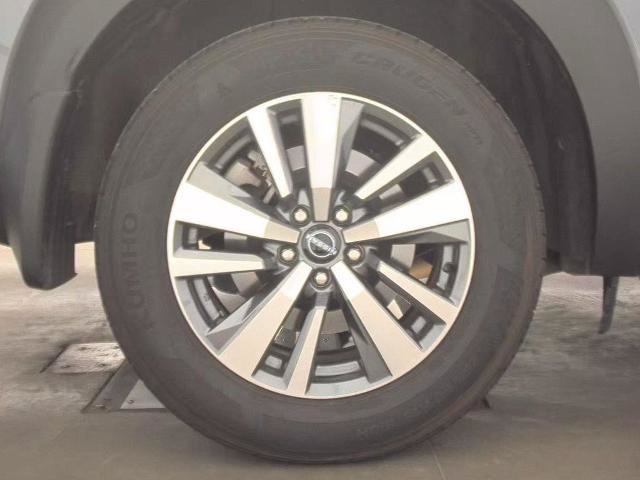 Certified 2025 Nissan Pathfinder SL FWD image 23