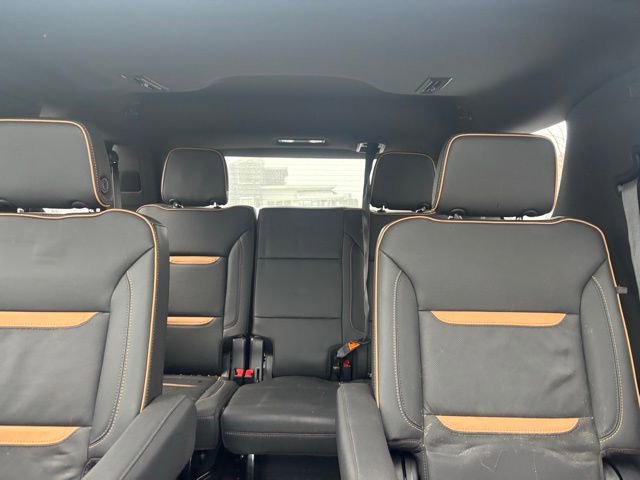Used 2024 GMC Yukon AT4 w/ Technology Package image 12