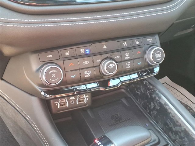 Used 2024 Dodge Durango SRT image 10