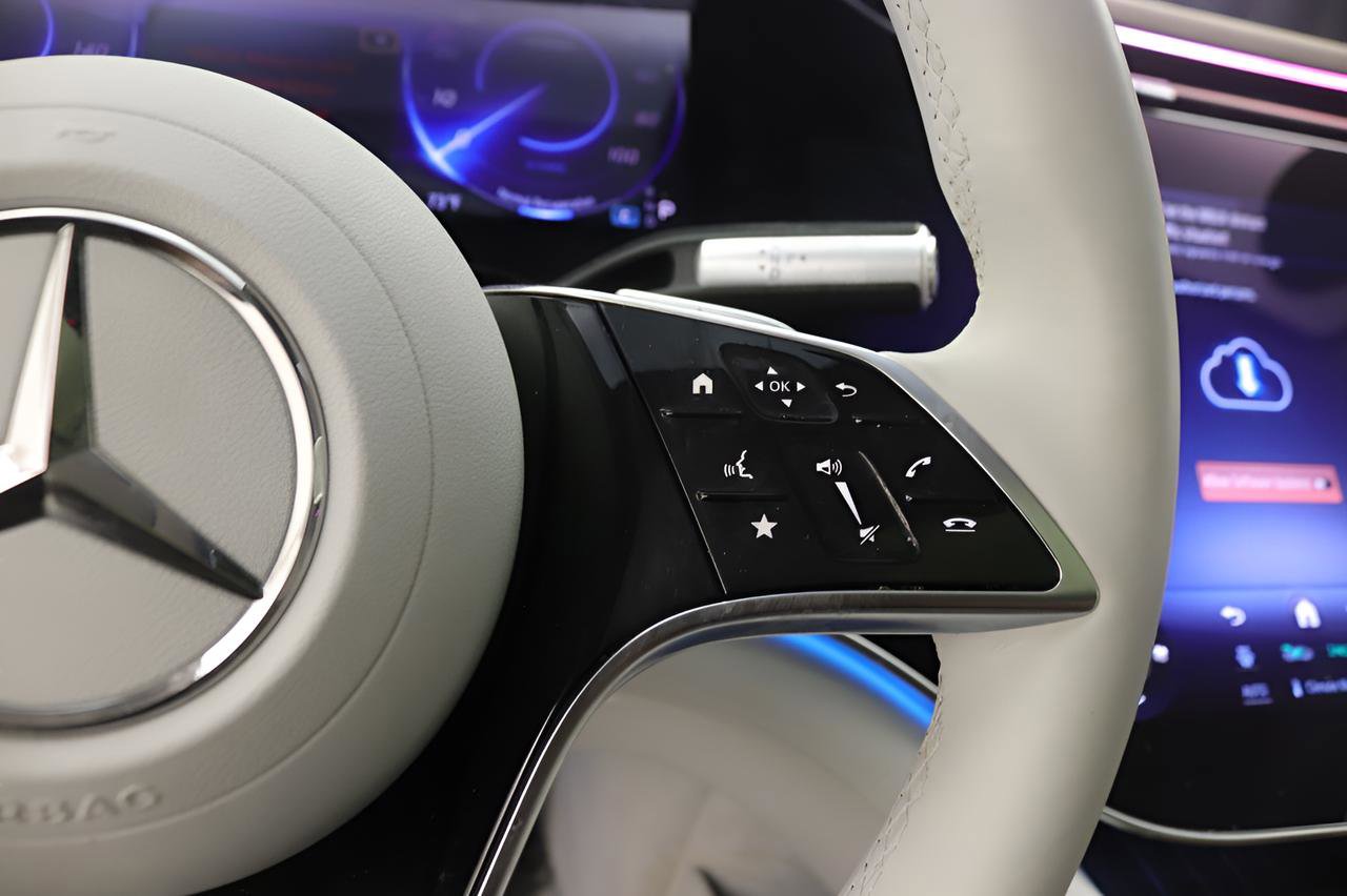 Certified 2023 Mercedes-Benz EQS 580 4MATIC Sedan image 12