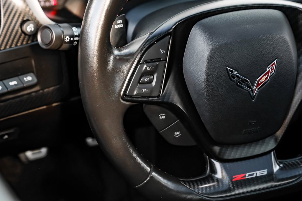 Used 2016 Chevrolet Corvette Z06 w/ 3LZ Preferred Equipment Group RWD image 13
