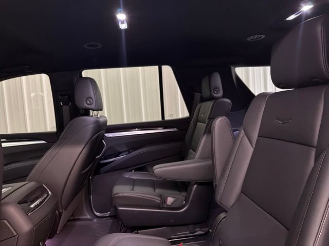 Used 2026 Cadillac Escalade 2WD image 16