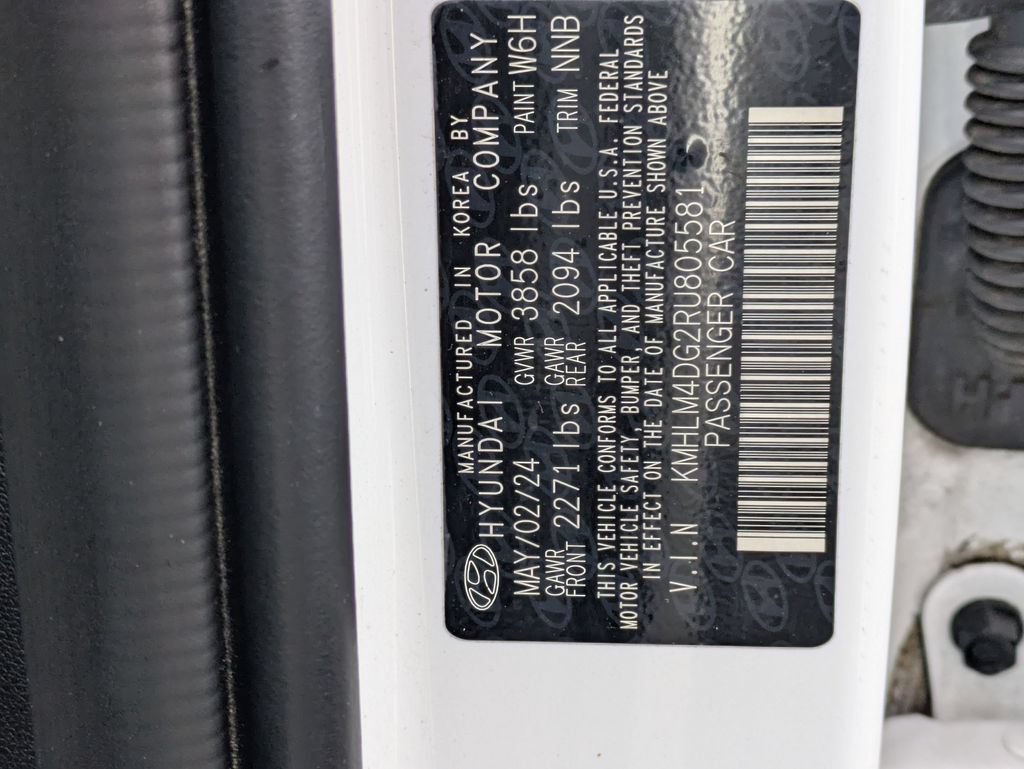 Used 2024 Hyundai Elantra SEL FWD image 49