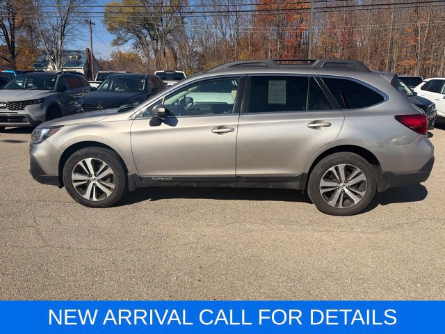 Used 2019 Subaru Outback 3.6R Limited AWD/4WD image 3