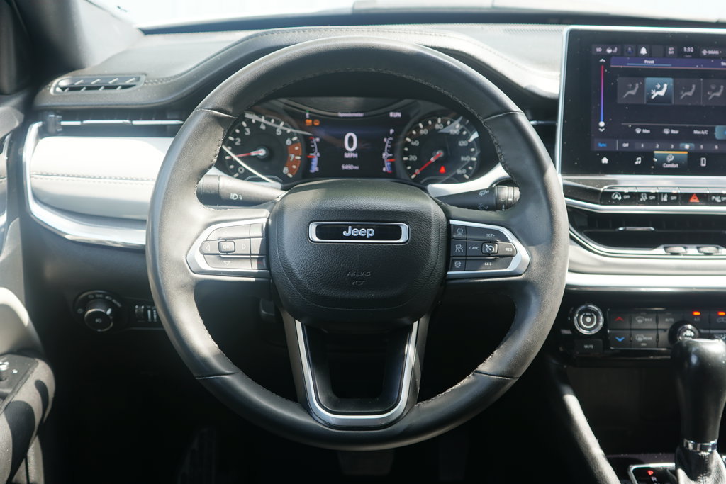 Used 2023 Jeep Compass Limited AWD/4WD image 13