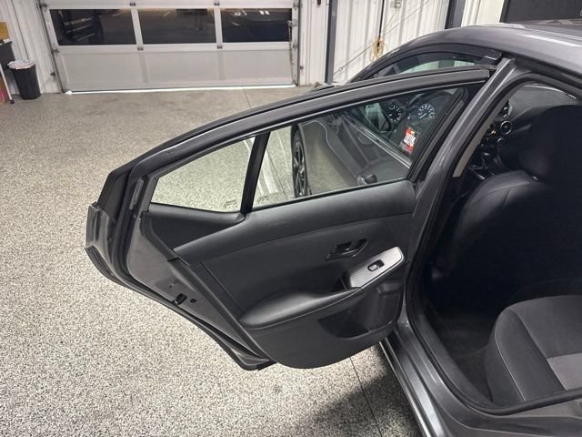 Used 2024 Nissan Sentra SV FWD image 14