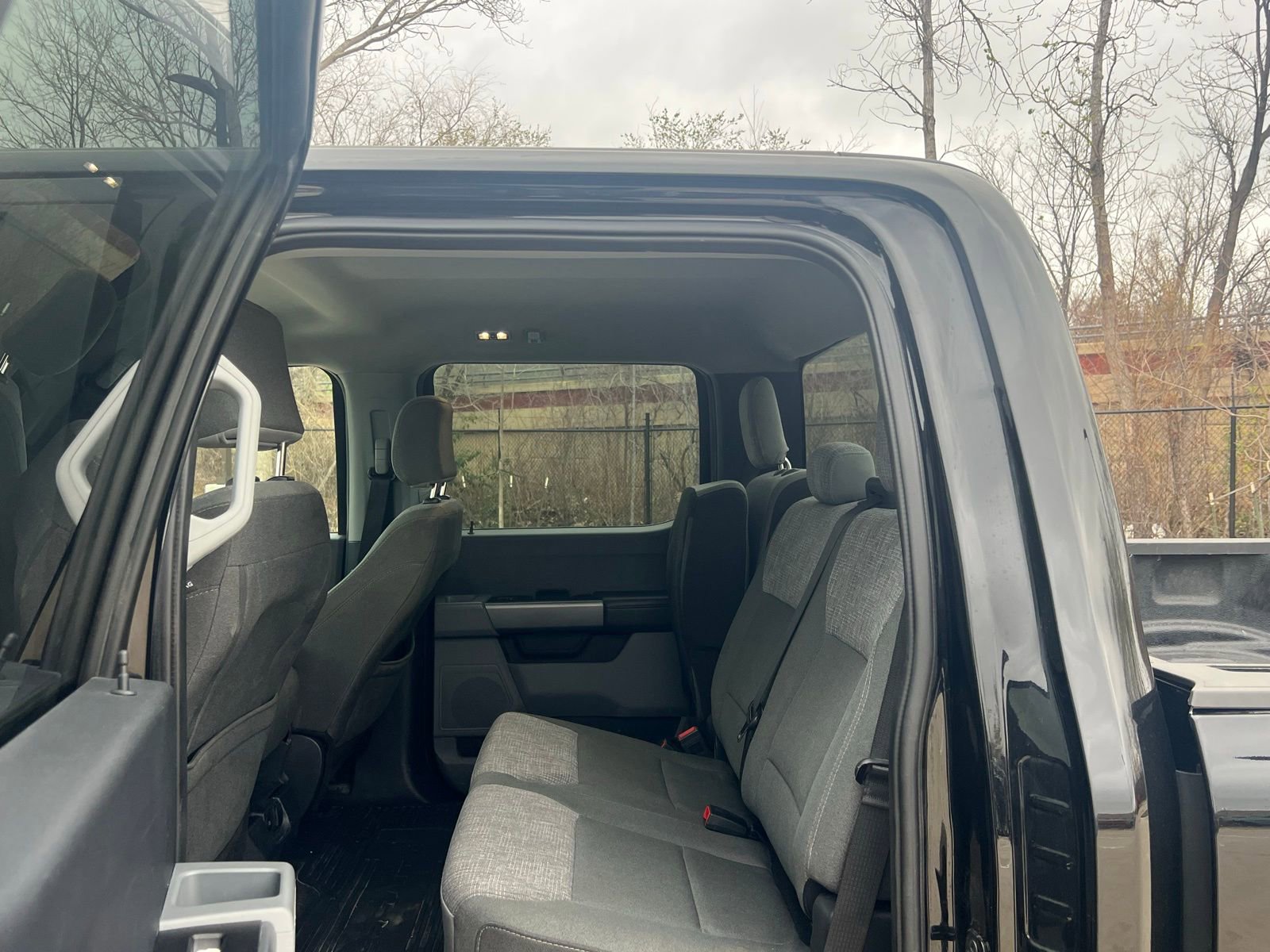 Used 2024 Ford F250 XLT w/ FX4 Off-Road Package image 17