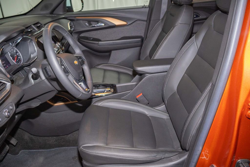 Used 2022 Chevrolet TrailBlazer ACTIV w/ Sun and Liftgate Package image 11