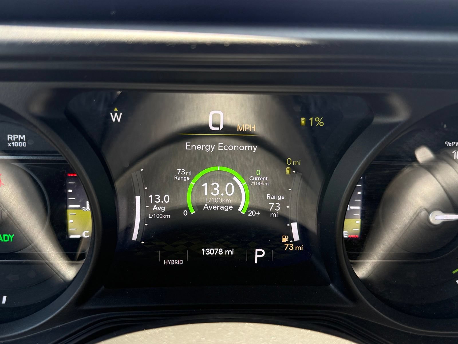 Used 2025 Jeep Wrangler Unlimited Sahara AWD/4WD image 7
