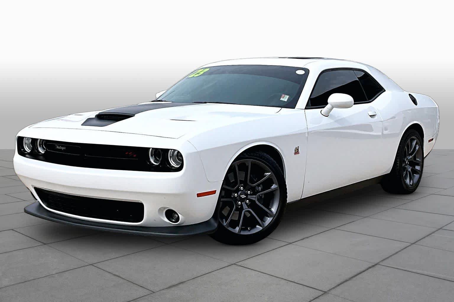 Used 2023 Dodge Challenger R/T Scat Pack w/ Plus Package RWD image 2