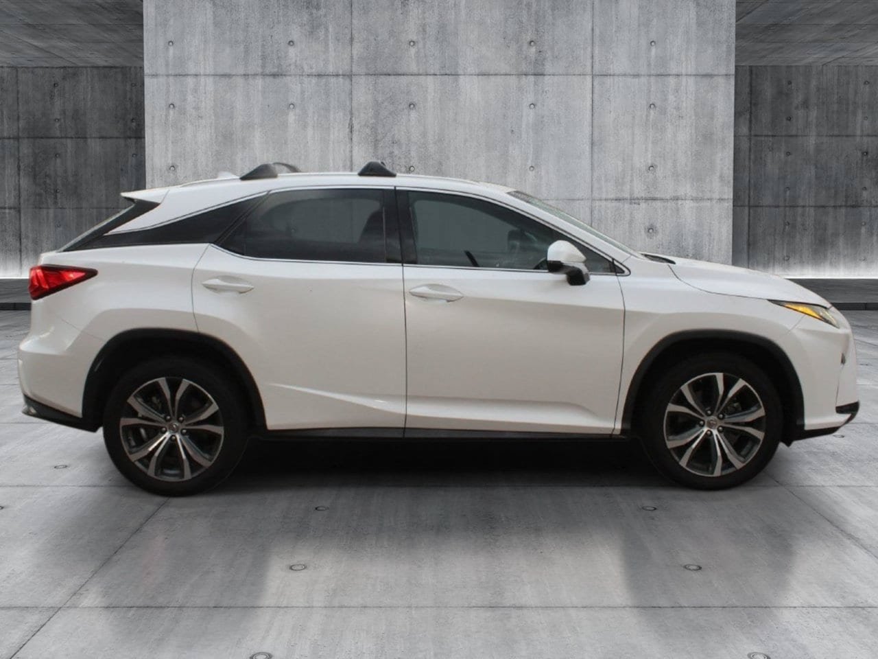 Used 2016 Lexus RX 450h AWD w/ Cold Weather Package image 5
