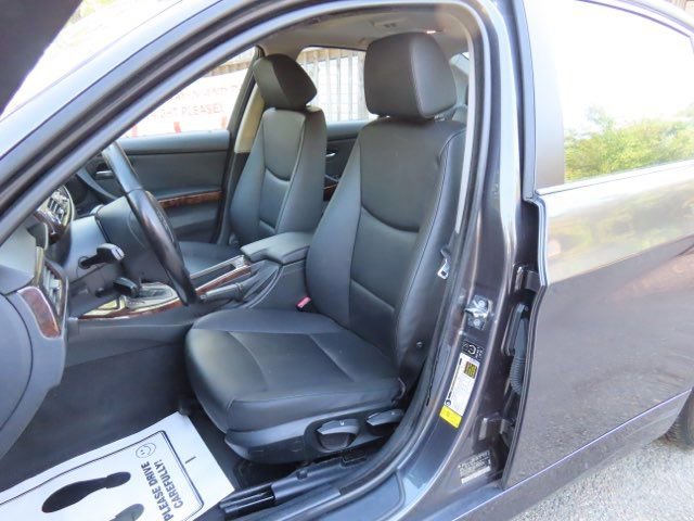 Used 2006 BMW 325i Sedan RWD image 17