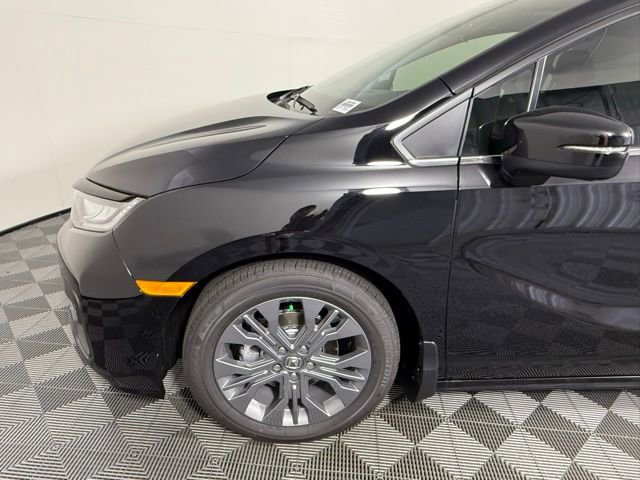 New 2026 Honda Odyssey Touring image 10