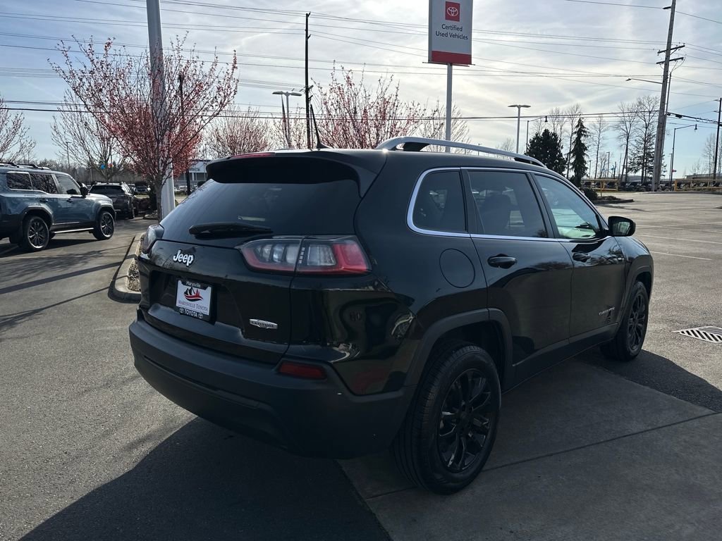 Used 2019 Jeep Cherokee Latitude w/ Popular Appearance Group image 5