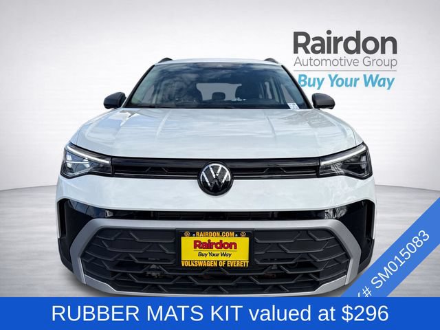 Used 2025 Volkswagen Taos S AWD/4WD image 2