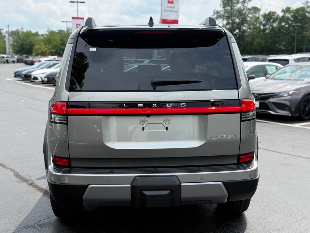 Used 2024 Lexus GX 550 AWD/4WD image 7