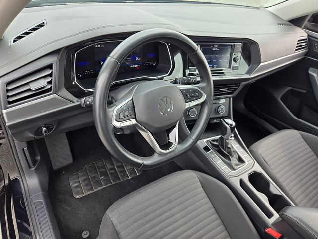 Used 2024 Volkswagen Jetta S image 9