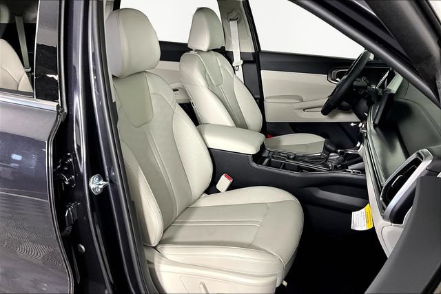 Certified 2026 Kia Sorento EX w/ EX Premium Package FWD image 12