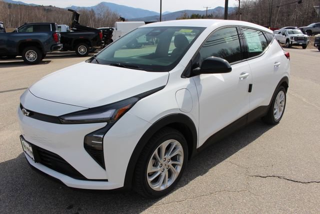 New 2027 Chevrolet Bolt LT image 3