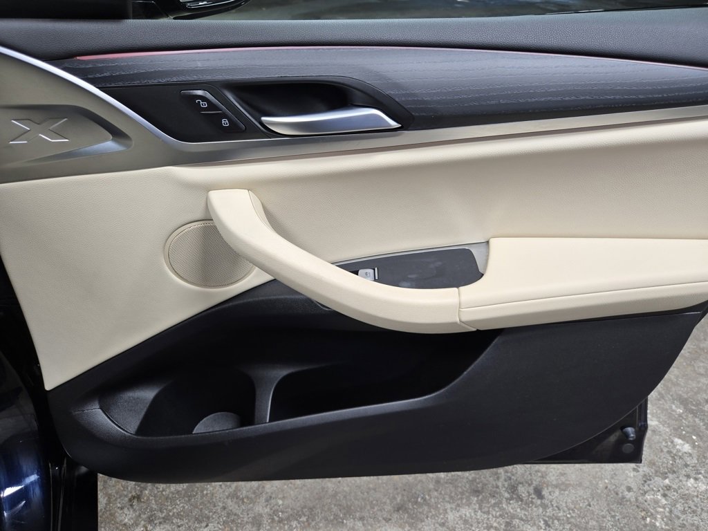 Used 2023 BMW X4 xDrive30i w/ M Sport Package image 51