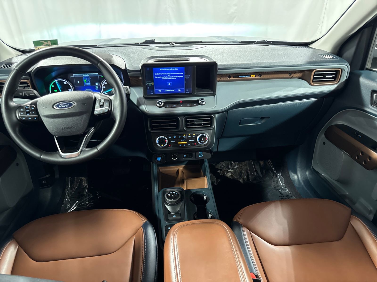 Used 2024 Ford Maverick Lariat FWD image 4