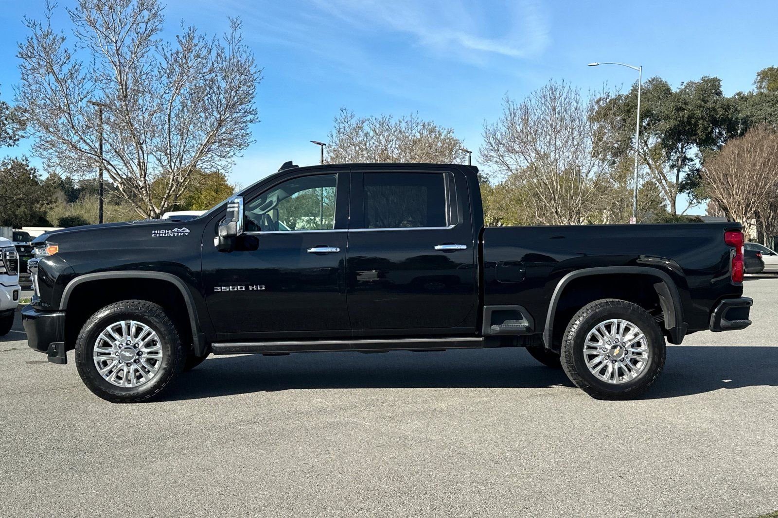 Used 2022 Chevrolet Silverado 3500 High Country image 7