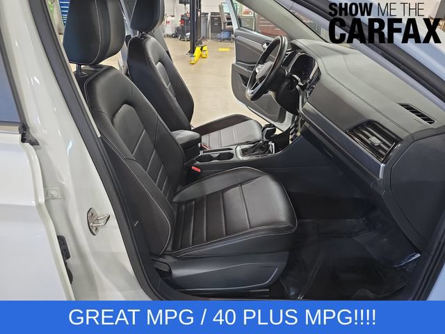 Used 2024 Volkswagen Jetta SE FWD image 18