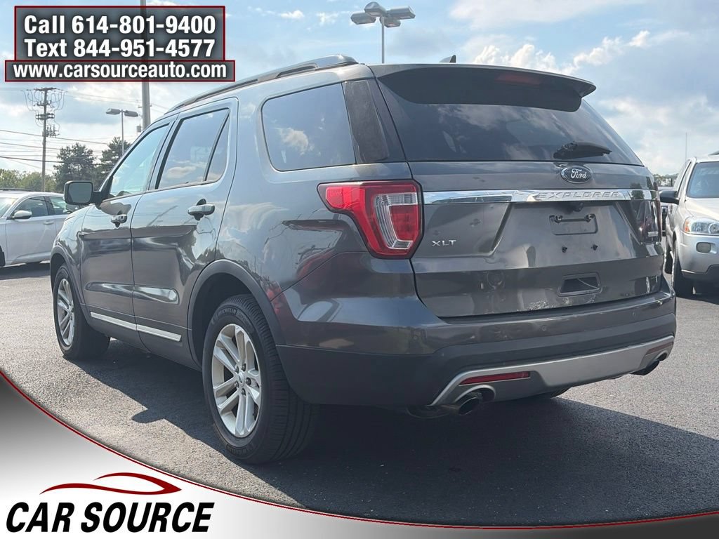 Used 2016 Ford Explorer XLT w/ Equipment Group 201A FWD image 8