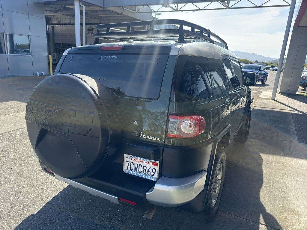 Used 2013 Toyota FJ Cruiser 4WD w/ Upgrade Pkg image 10