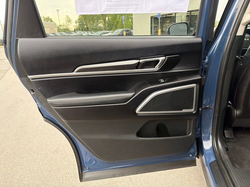 Used 2023 Kia Telluride S w/ S Sunroof Package AWD/4WD image 16