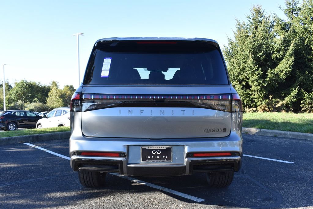 New 2026 INFINITI QX80 4WD image 5