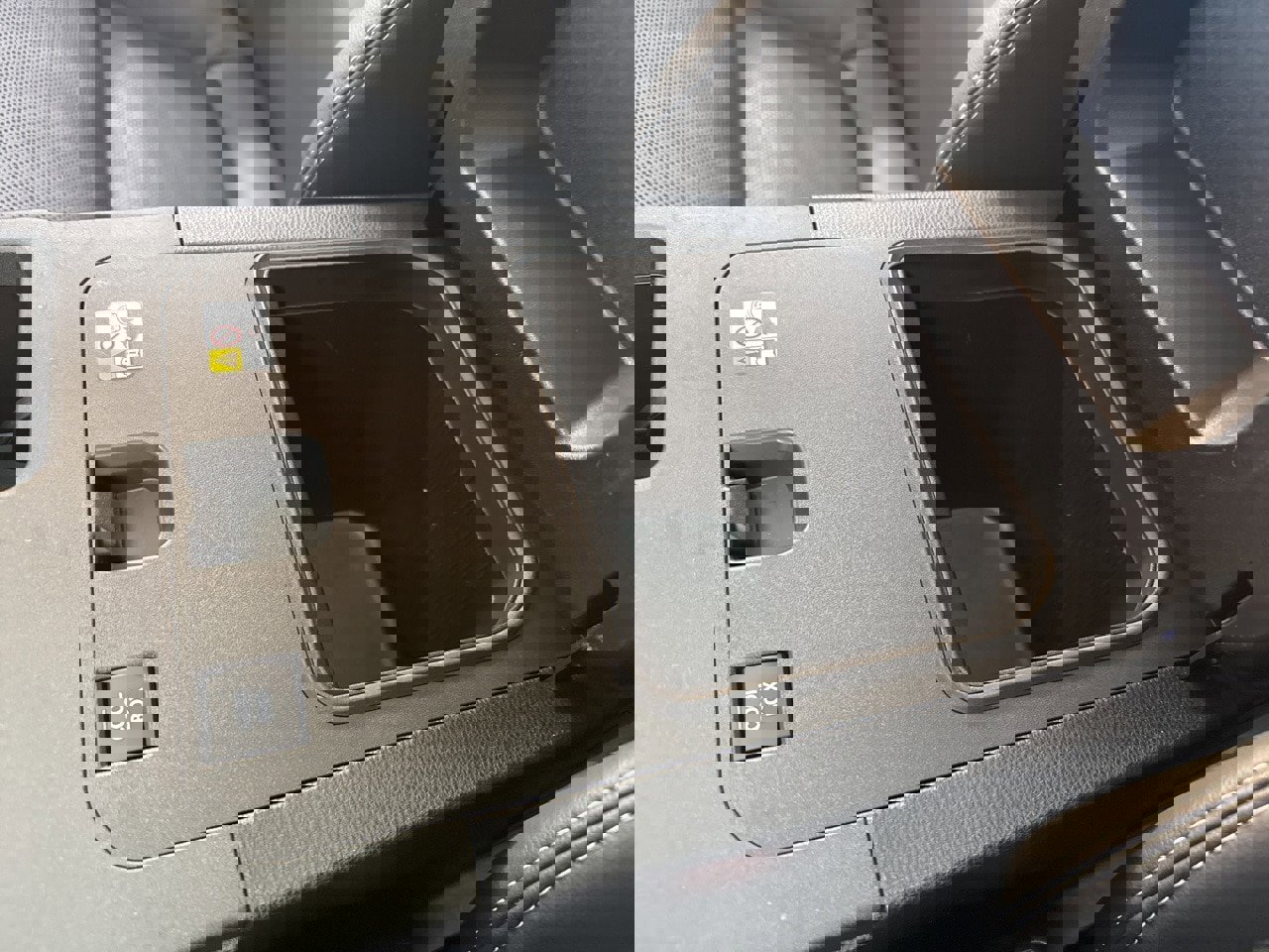 Certified 2024 Toyota Land Cruiser image 31