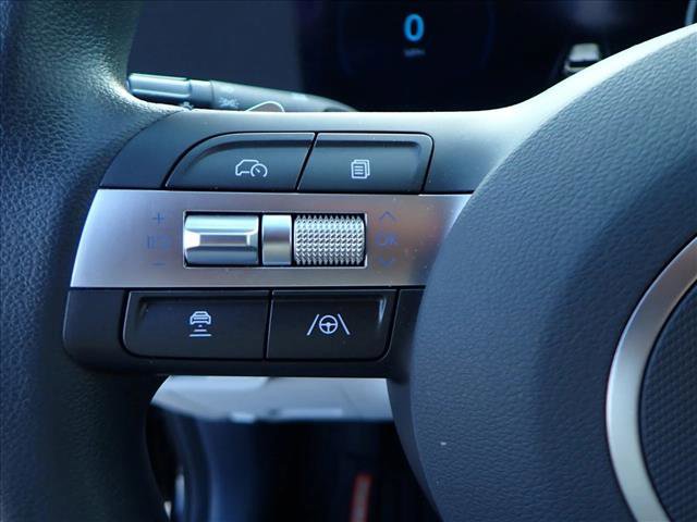 Used 2024 Hyundai Kona SE image 13