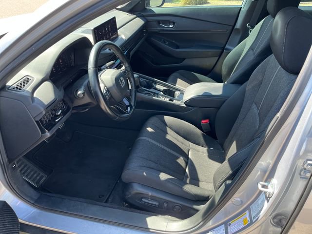 Used 2023 Honda Accord Sport image 2