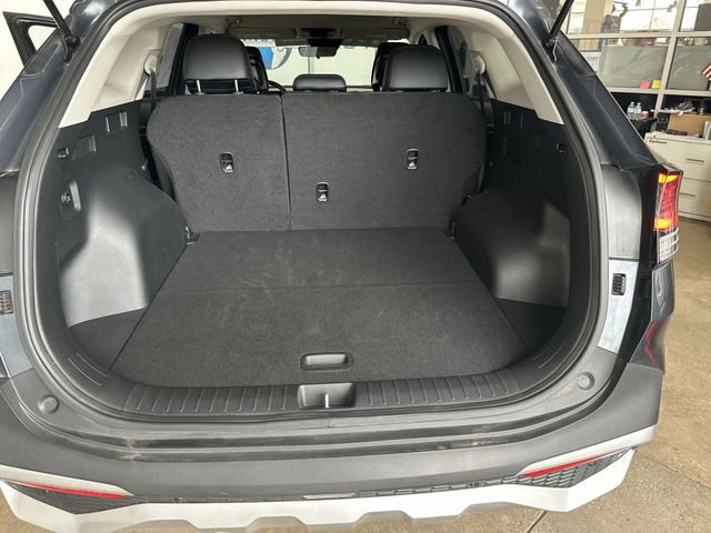 Certified 2023 Kia Sportage EX image 21