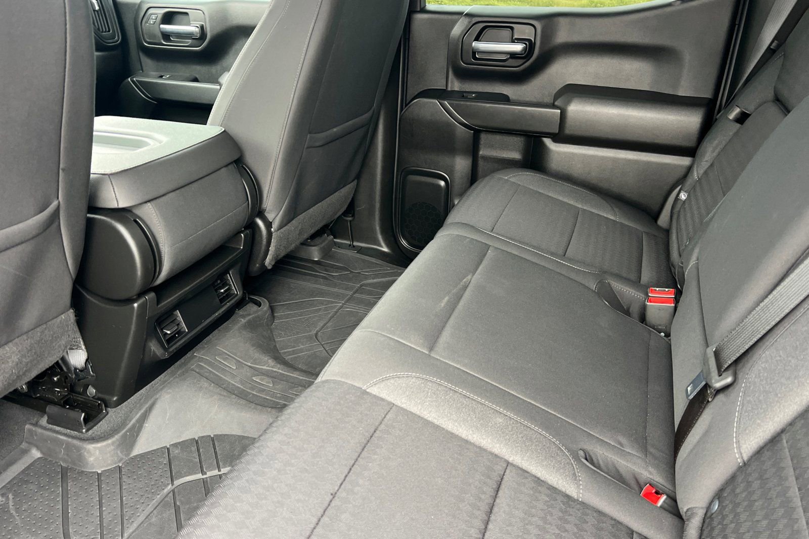 Used 2023 Chevrolet Silverado 1500 Custom AWD/4WD image 12